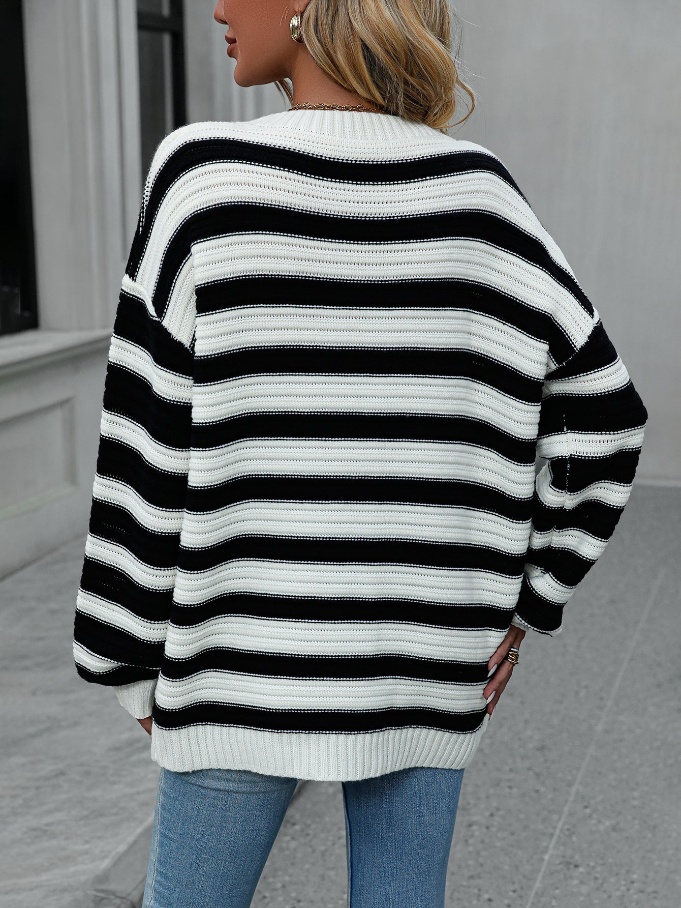 Autumn Winter Striped Sweater Women Knitted Crew Neck Pullover Sweater Women