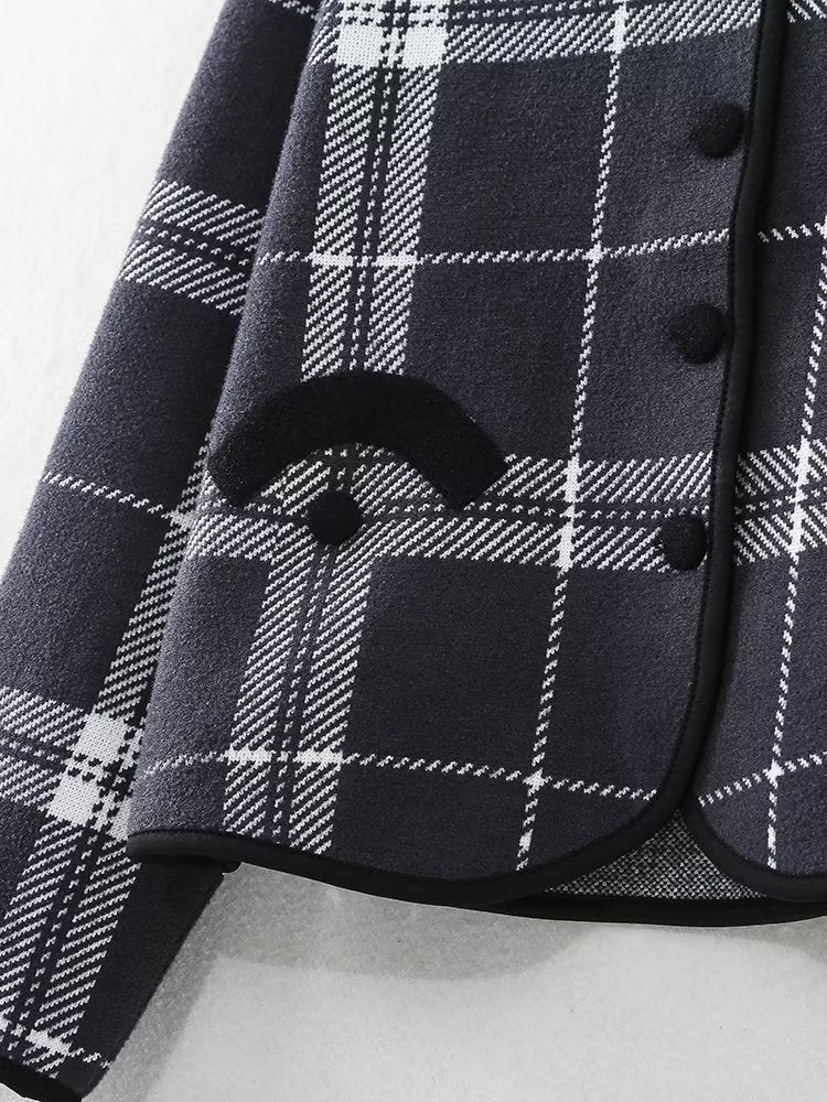 Early Autumn Multi-Romantic Factor Plaid Classic Black White Plaid Peter Pan Collar Knitted Short Coat