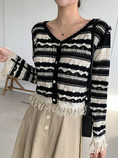 Women Spring Button Black And White Short Cardigans