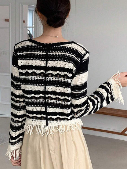 Women Spring Button Black And White Short Cardigans