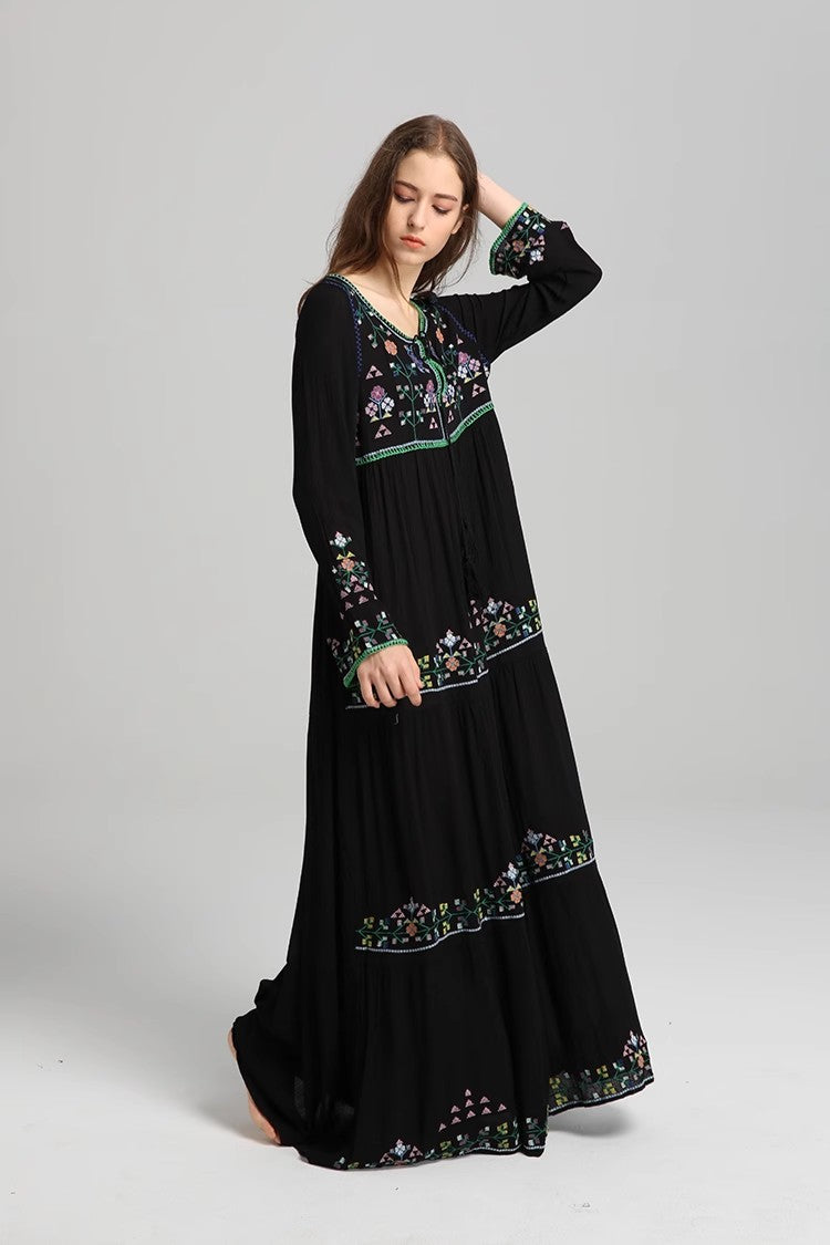 Bohemian Embroidered Lace Up Dress With Lining