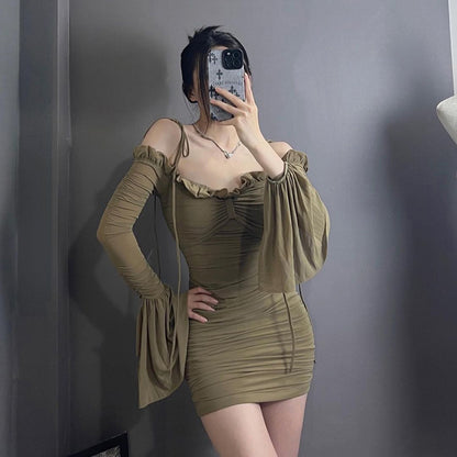 Fall Women Clothing Solid Color Sexy Sexy Bell Sleeve off Shoulder Slim Slimming Sheath Dress Women