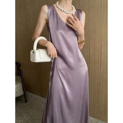 French High Class Elegant Tibetan Meat V Neck Draping Satin Rayon Slimming Sleeveless Dress