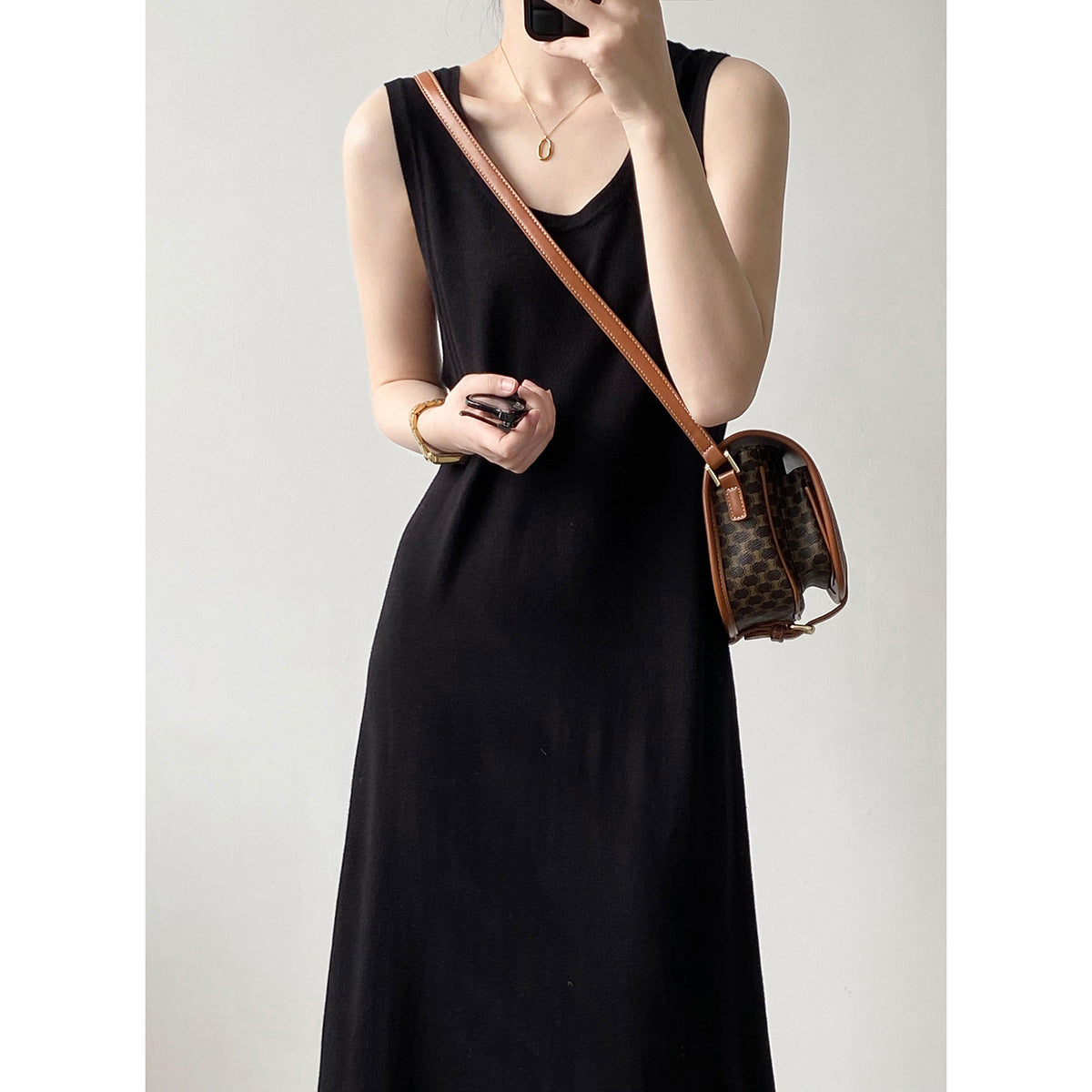 Round Neck Vest Dress Women Summer Loose Sleeveless Mid Length Dress