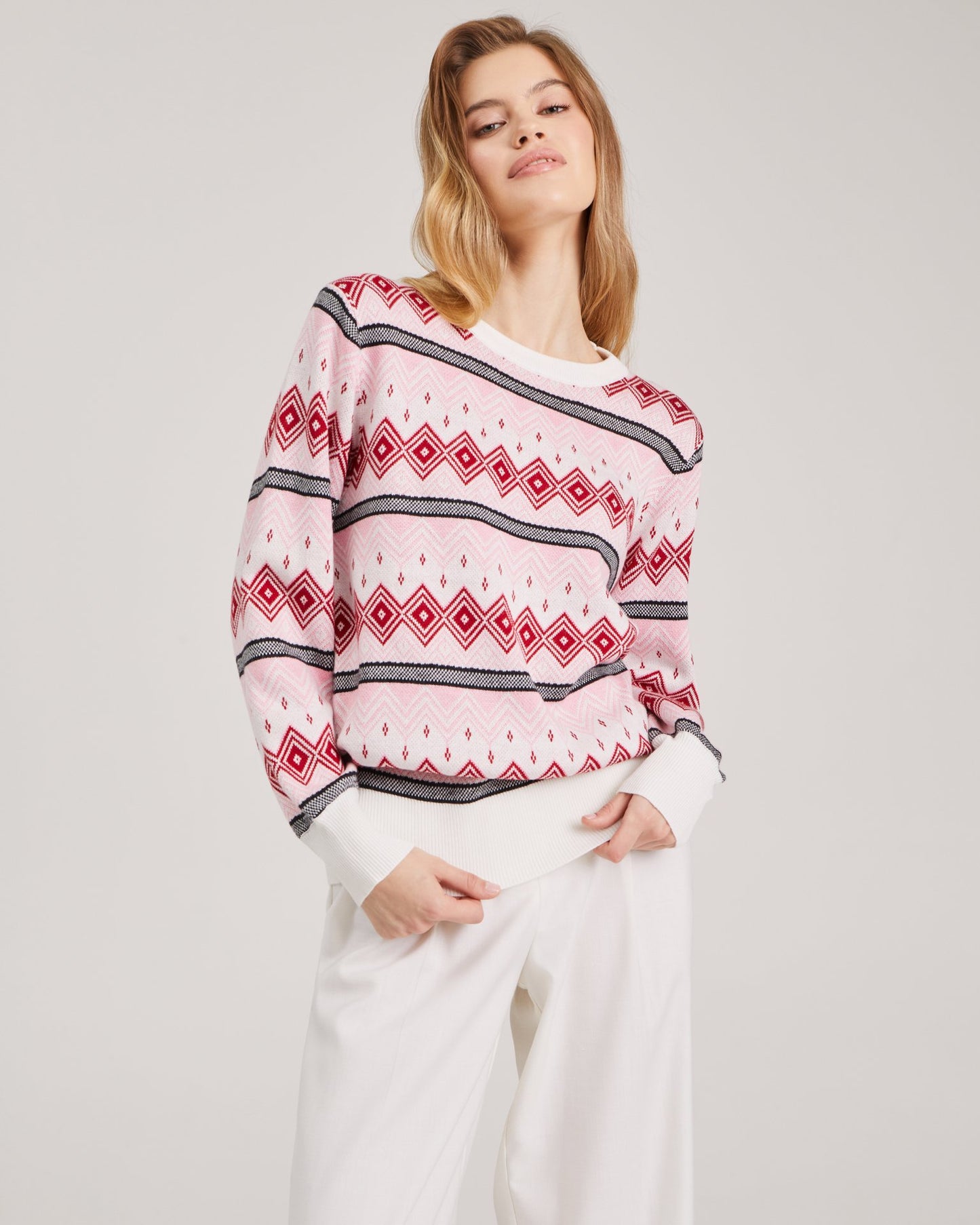 Knitted Russian Popular Jacquard Autumn Winter Sweater round Neck Wide