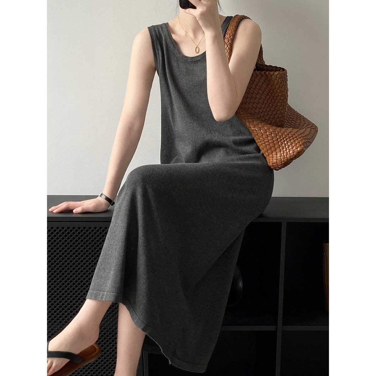 Round Neck Vest Dress Women Summer Loose Sleeveless Mid Length Dress