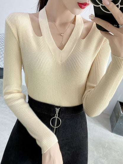 Alexa V-Neck Halter Woman Sweater