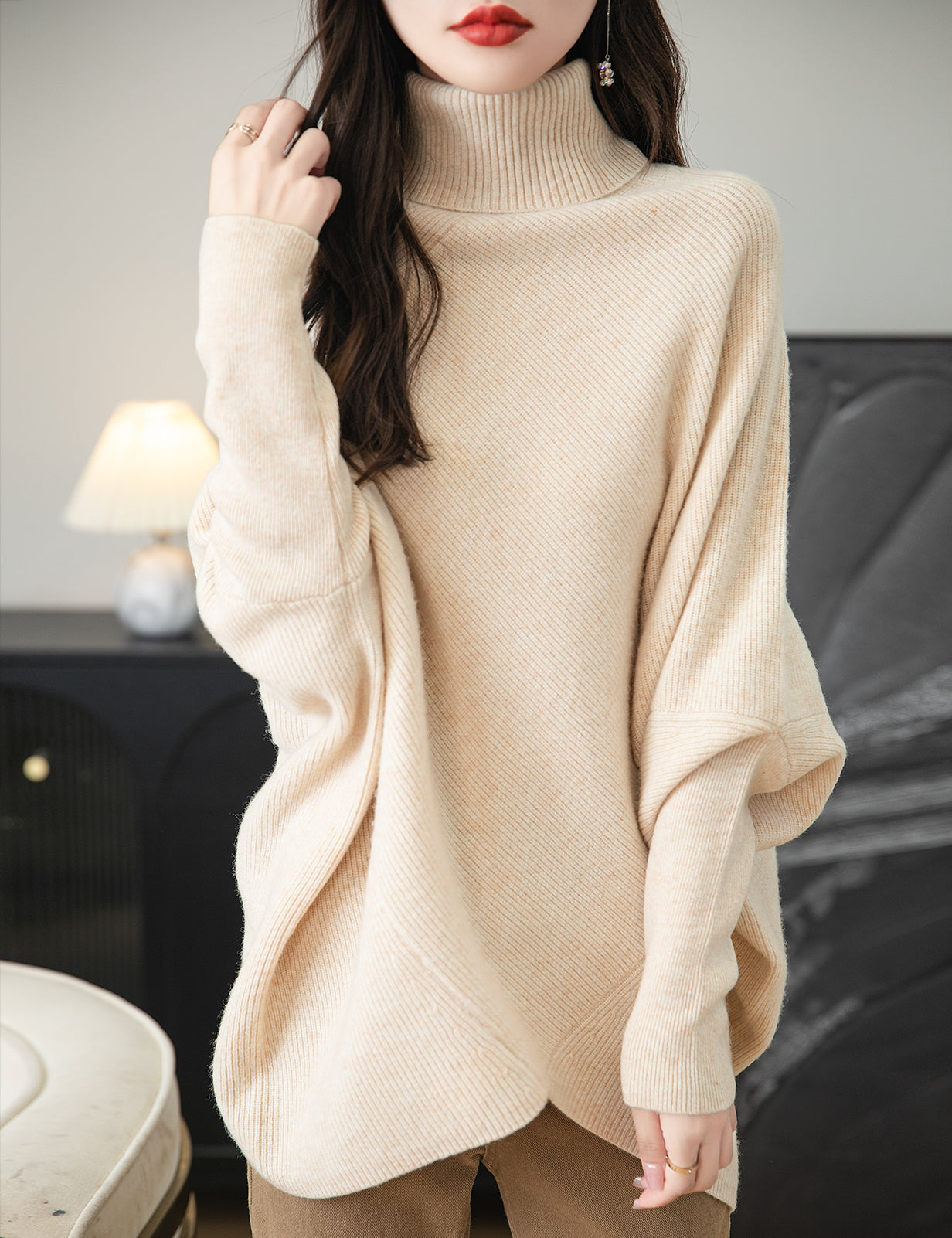 Eliza Woman Turtleneck Oversized Sweater