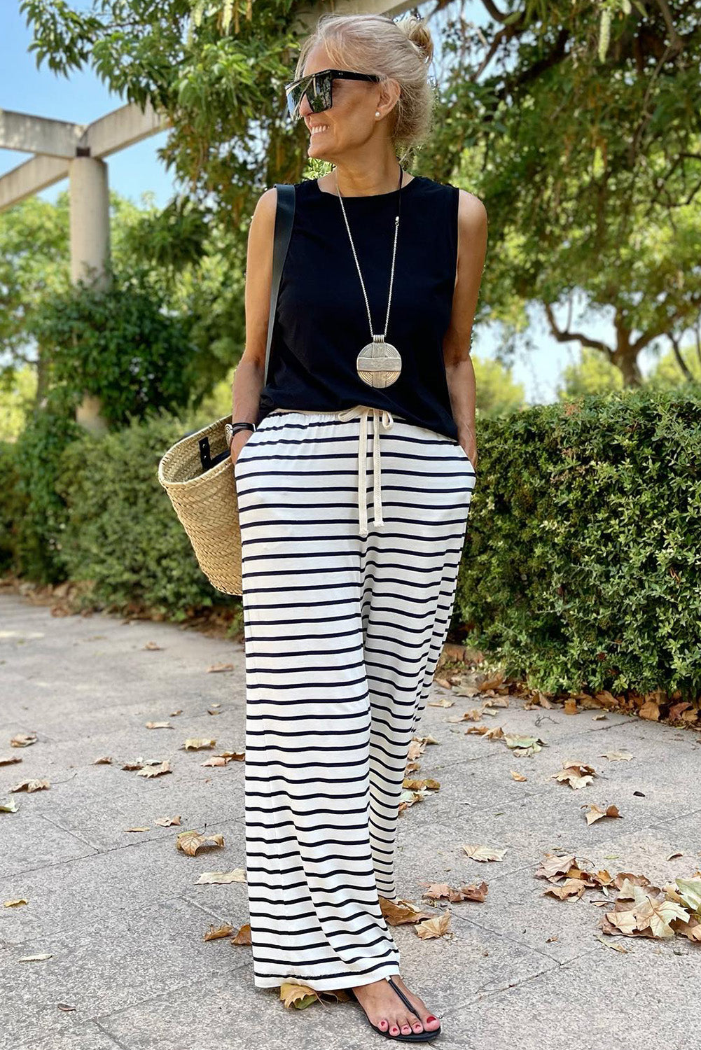 White Striped Casual Drawstring Wide Leg Pants with Pockets