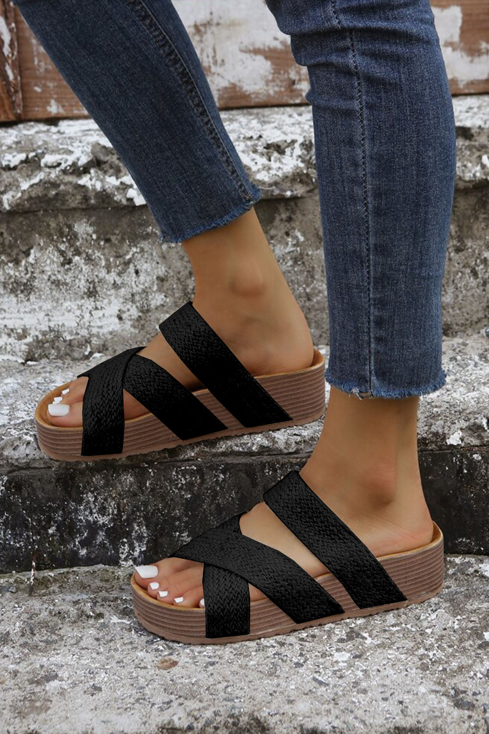 Black Woven Criss Cross Strap Platform Slip-on Sandals