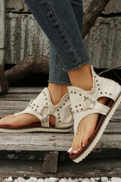 Beige Solid Rivet Raw Hem Clip Toe Zipped Sandals