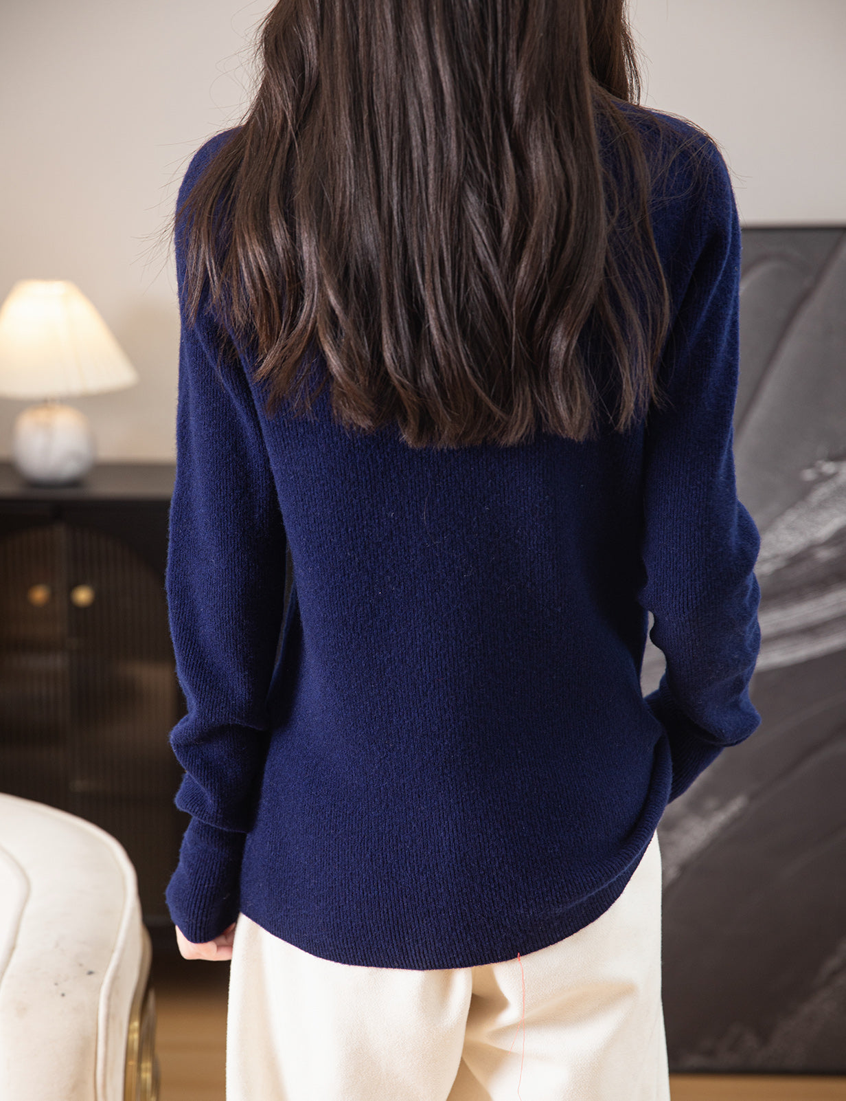 Victoria Woman Long Sleeve Knitted Sweater