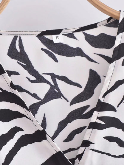 Women Clothing Personalized Slim-Looking Waist Trimming Zebra Pattern Lace-up Dress