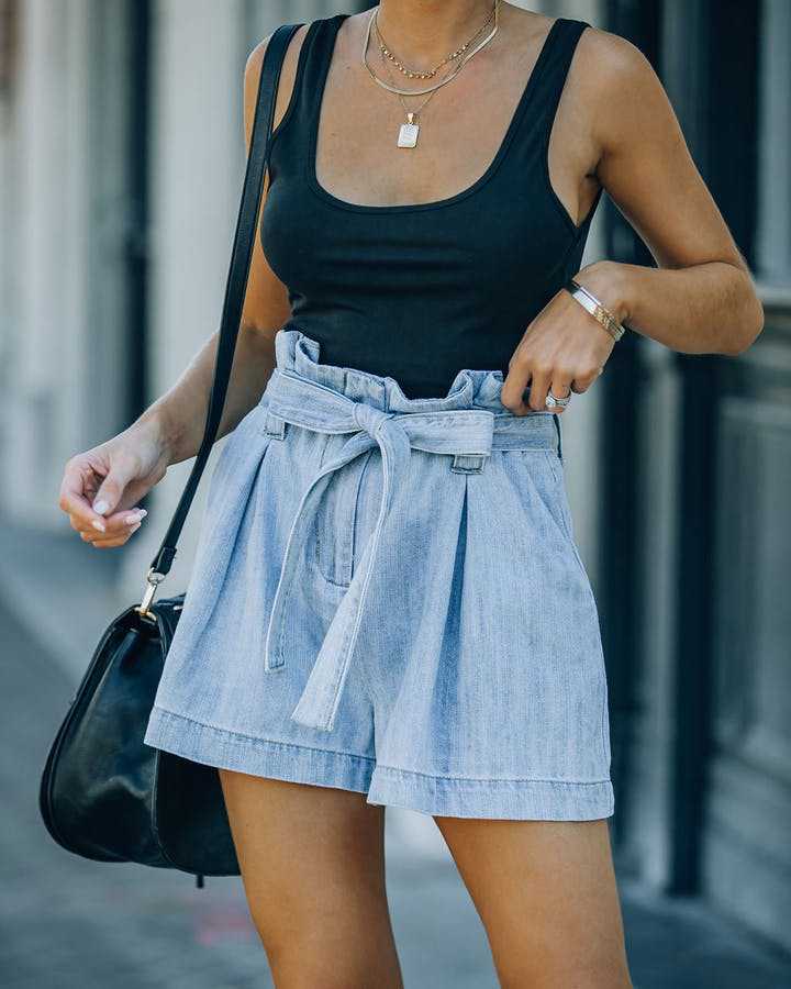 Fashion New Denim Bud-Waisted Shorts  Belt for Women Fashion