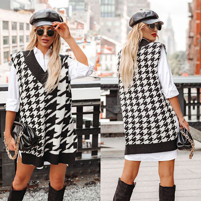 Autumn Winter New  Houndstooth V-neck Loose Sweater  Ladies Vest Vest