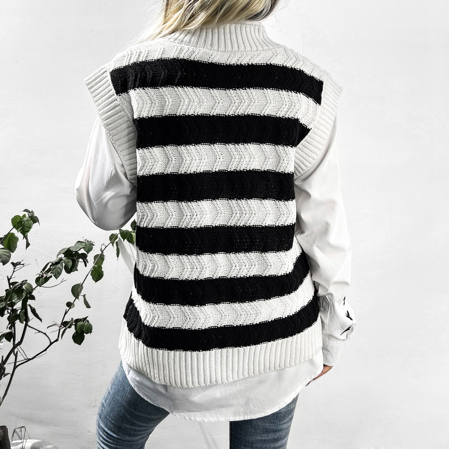 Autumn Winter Knitted Vest Black White Contrast Color V neck Striped Sweater Vest