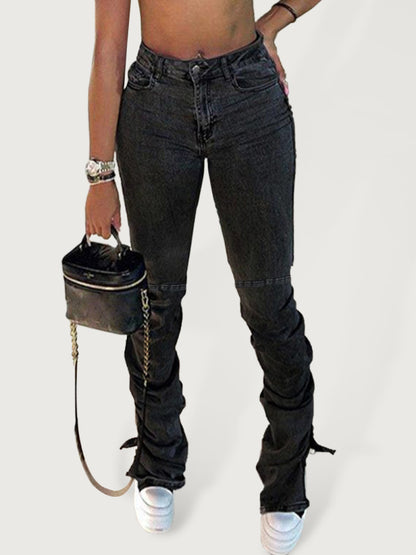 Women's Black Pleated Fit Slim Heel Slit Jeans