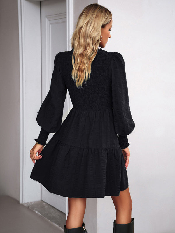 Women's pleated solid color long-sleeved dress