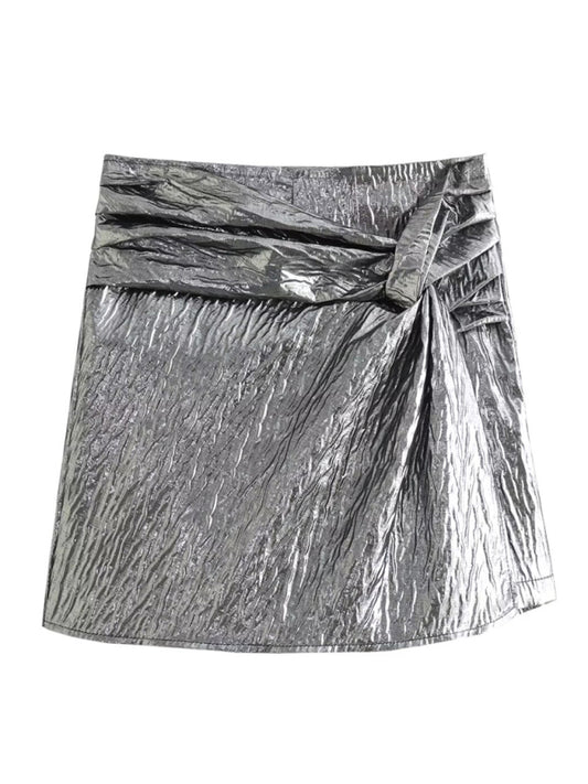Women's metallic shiny knotted pleated shorts